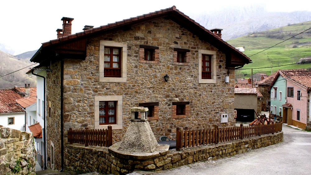 La Cueva`l Bosque