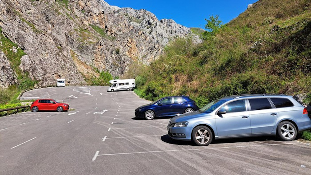 Parking de Poncebos