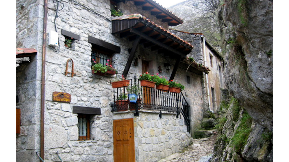 La Casa del Puente